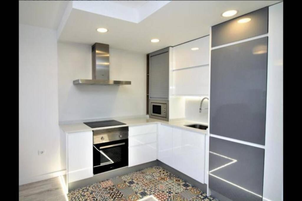 Doro Seaview Apartment เบนิดอร์ม ภายนอก รูปภาพ